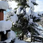 Къща за гости Chepelare Holiday Guest House Чепеларе