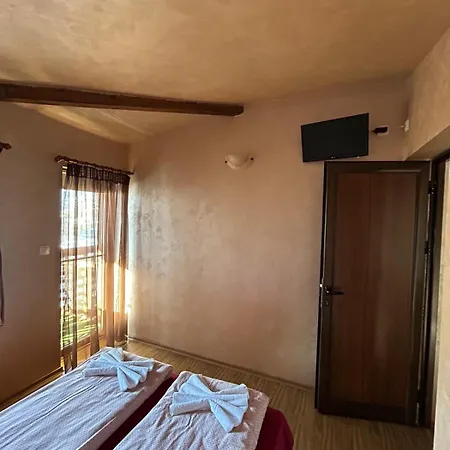 Gasthuis Chepelare Holiday Guest House 4*