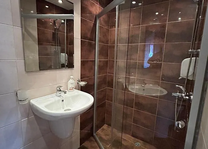 Chepelare Holiday Guest House 4*