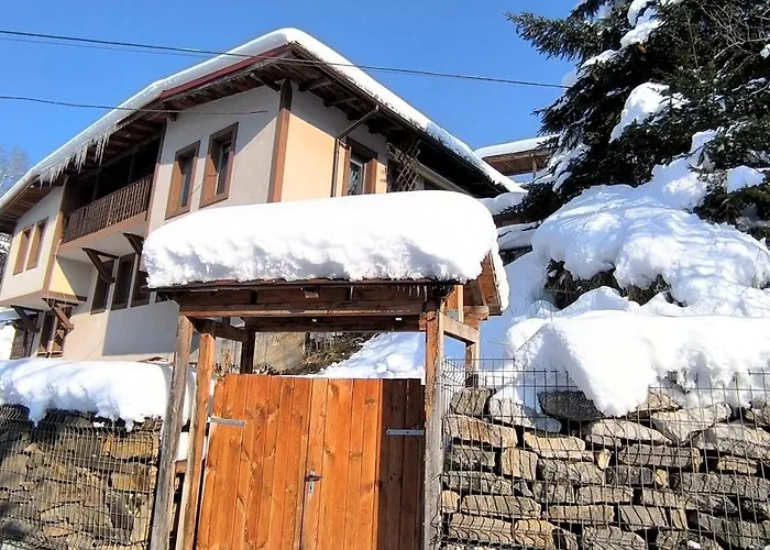 Gasthof Chepelare Holiday Guest House 4*